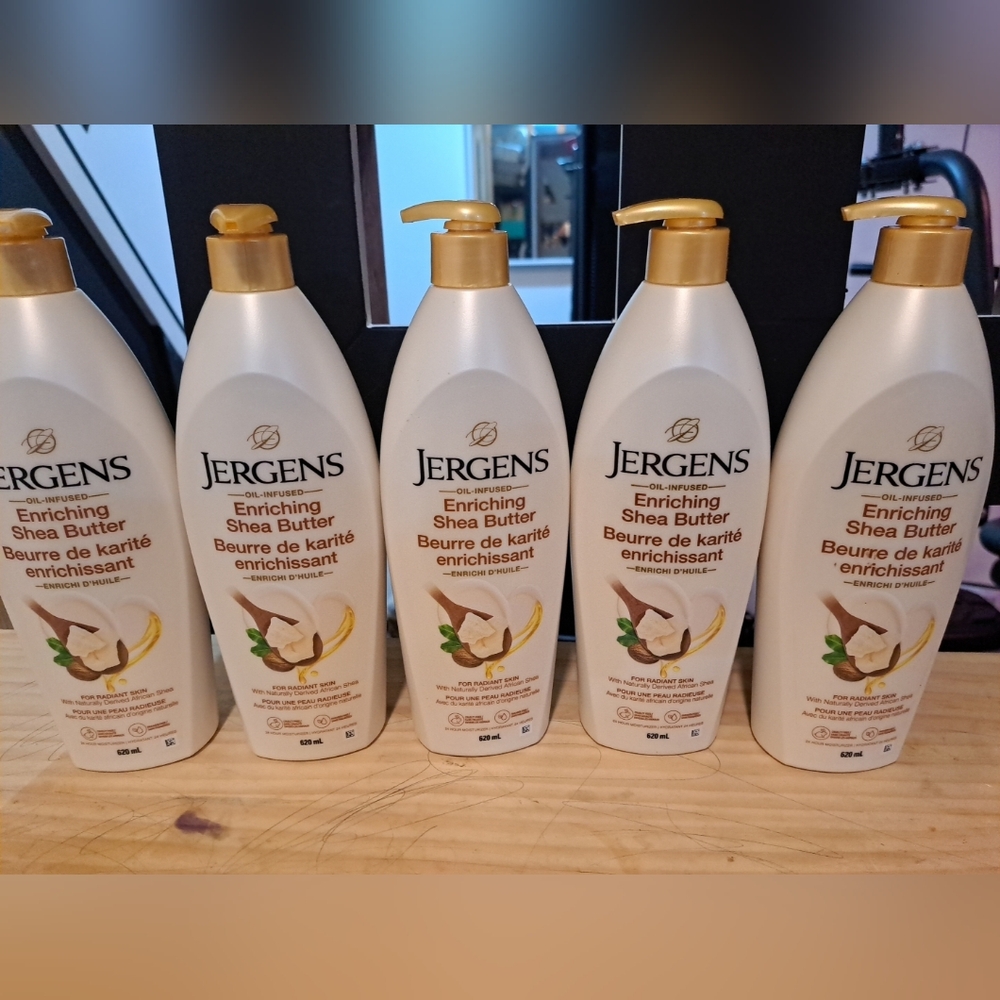 Lot Of 5 New Jergens Enriching Shea Butter Lotion Set